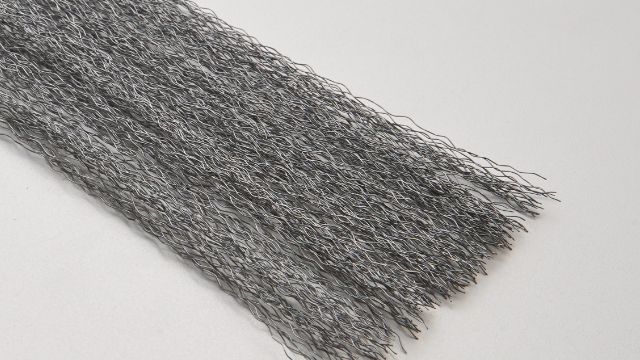 Hard steel wire